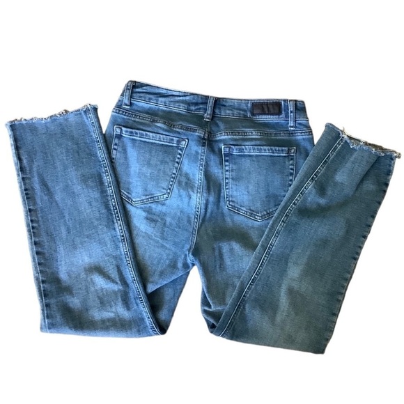 🌺KENNETH COLE NEW YORK  High Waist Button Fly Straight Jeans Size 8🌺 - Picture 5 of 9